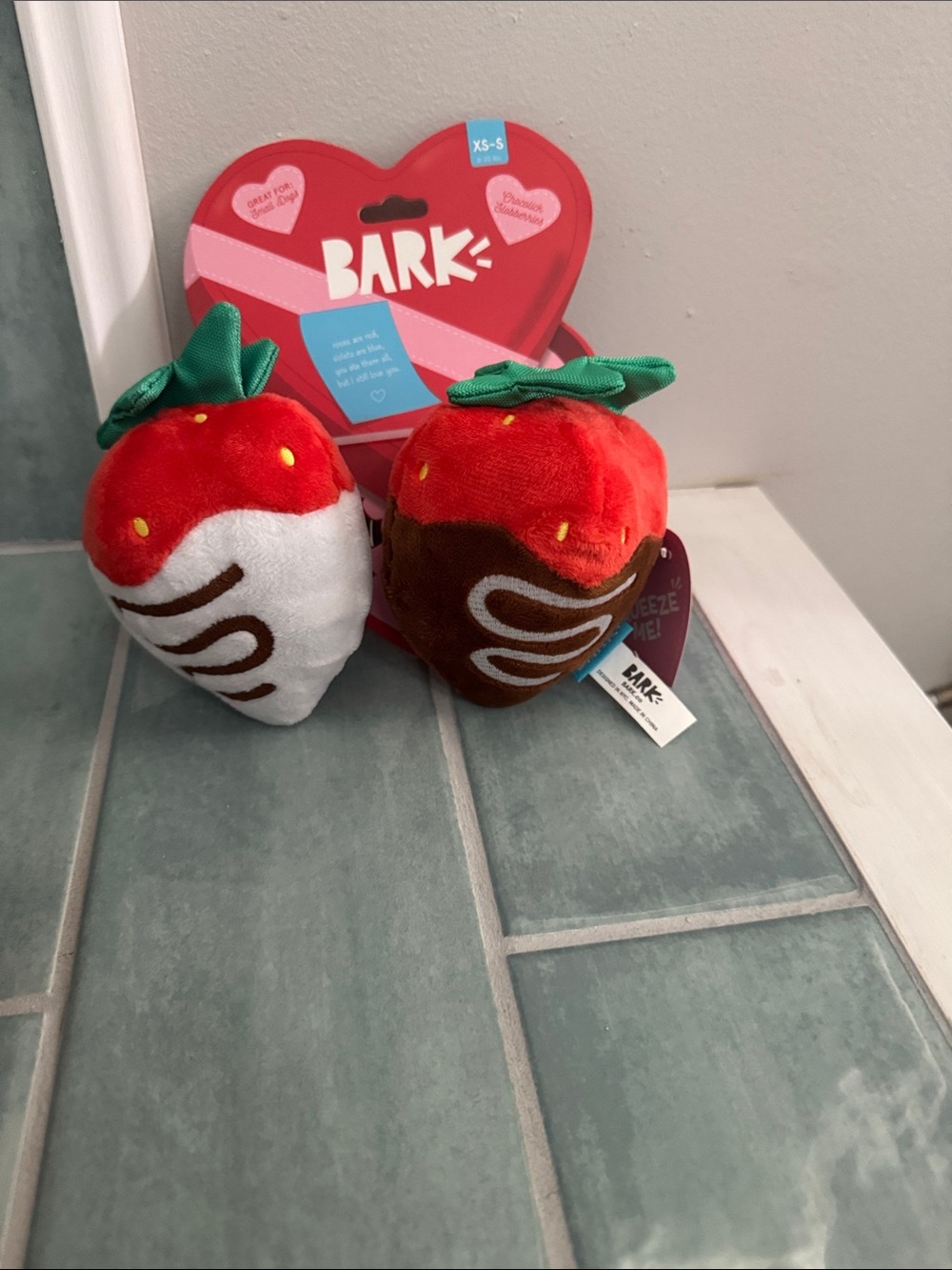 Bark Box Chocalick Slobberies strawberry  XS-S NWT Dog Toys